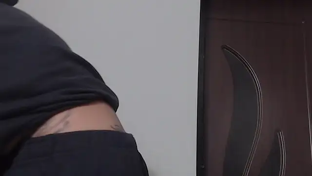 IzabelllNoir online show from 03-14-26, 09:59