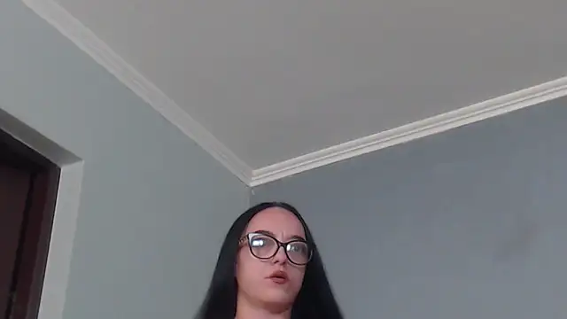 Snapshot of IzabelllNoir chatting on 04-29-26, 05:30 IzabelllNoir online show from 04-29-26, 05:30