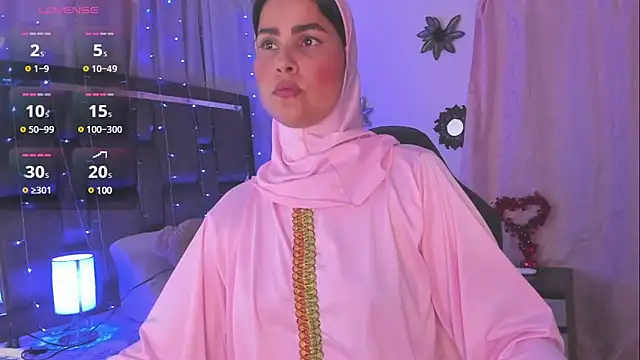 AishaAmin  online show from 02-01-25, 05:49