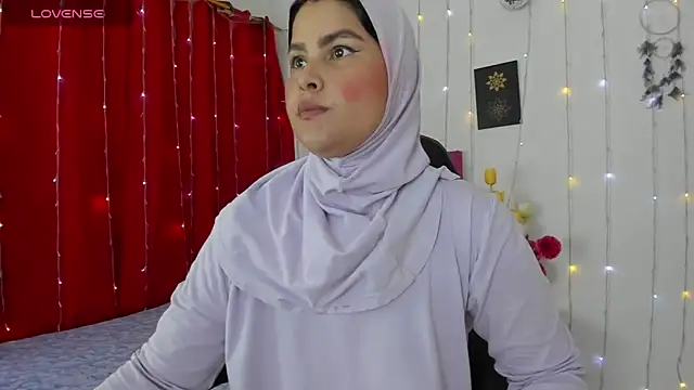 AishaAmin  online show from 03-20-25, 12:11