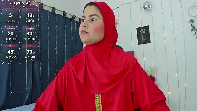 AishaAmin  online show from 09-18-25, 12:40