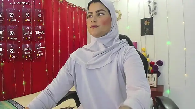 AishaAmin  online show from 03-31-26, 12:16