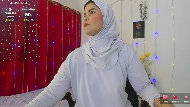 AishaAmin  online show from 04-21-26, 12:11