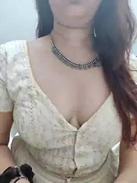 Snapshot of Brown_Maxi chatting on 05-12-26, 02:58 Brown Maxi online show from 05-12-26, 02:58