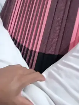 maikinhopL online show from 03-19-25, 04:03