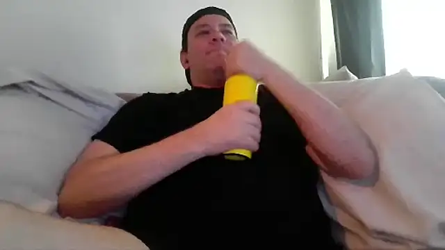 Snapshot of jcrew1279 chatting on 02-11-26, 01:43 jcrew1279 online show from 02-11-26, 01:43