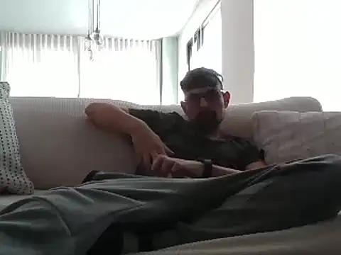 spence204011 online show from 12-30-24, 03:46