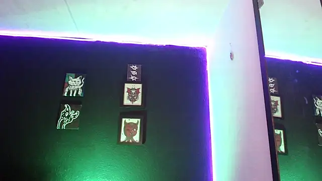 Snapshot of niakat_ chatting on 12-04-24, 04:38 niakat  online show from 12-04-24, 04:38