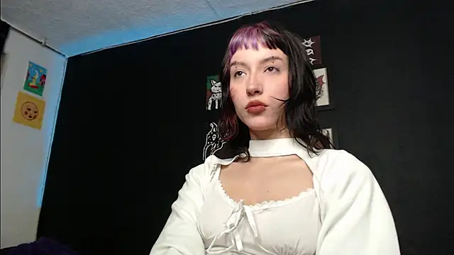 Snapshot of niakat_ chatting on 01-17-25, 06:36 niakat  online show from 01-17-25, 06:36