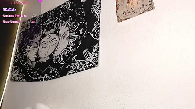 Snapshot of niakat_ chatting on 11-12-25, 05:13 niakat online show from 11-12-25, 05:13