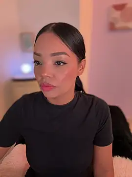 Sara LipsX online show from 03-01-26, 01:51