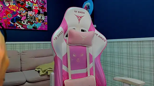 Angel Sapphire  online show from 12-06-24, 08:15