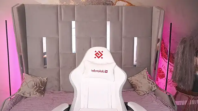 Snapshot of SonnyKage chatting on 03-19-25, 03:30 SonnyKage online show from 03-19-25, 03:30