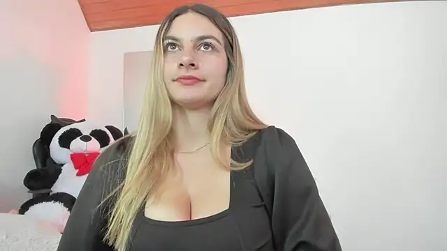 Snapshot of AtheneaRossi chatting on 02-07-25, 09:48 AtheneaRossi online show from 02-07-25, 09:48