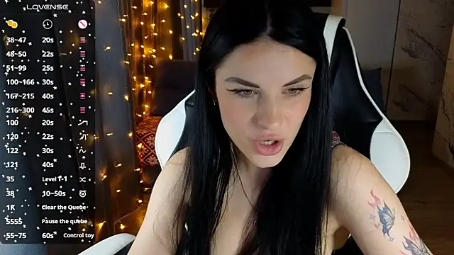 Mary   Moore online show from 12-02-24, 08:09