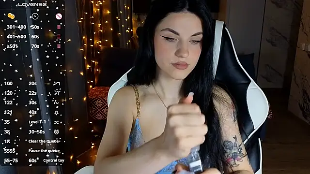 Mary   Moore online show from 12-03-24, 05:09