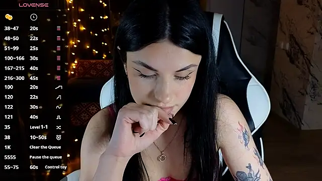 Mary   Moore online show from 12-07-24, 12:13