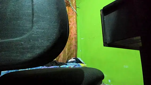 Brenda Smith69 online show from 10-17-25, 07:38