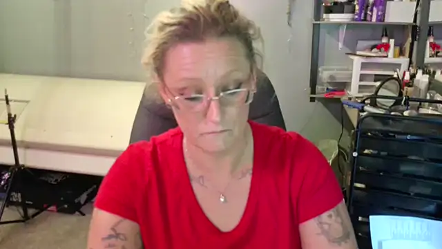 Lisalovely6981 online show from 01-29-25, 08:25