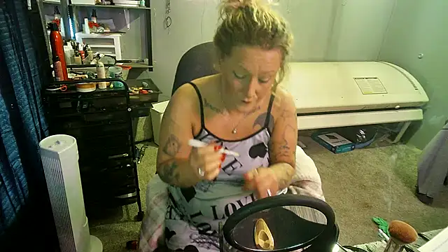 Lisalovely6981 online show from 02-16-25, 02:32