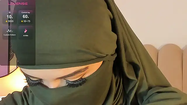 Snapshot of anna-henao chatting on 03-05-25, 02:01 anna-henao online show from 03-05-25, 02:01