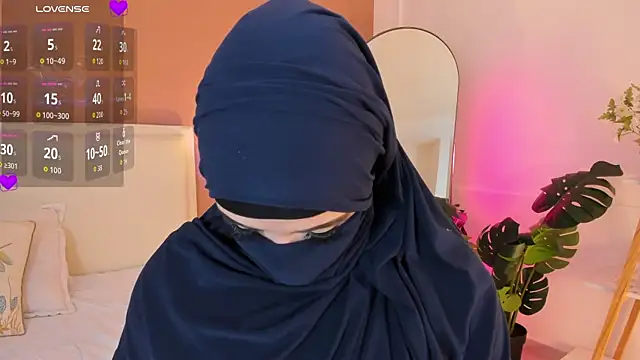 Snapshot of anna-henao chatting on 09-24-25, 07:06 anna-henao online show from 09-24-25, 07:06