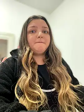 SweetPaige  online show from 09-08-25, 03:44