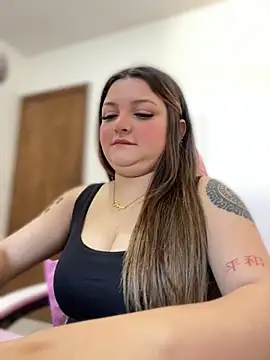 SweetPaige  online show from 10-10-25, 04:06