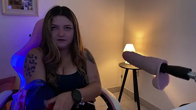 SweetPaige  online show from 03-22-26, 05:49