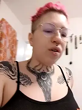 divine eve online show from 02-27-25, 02:10