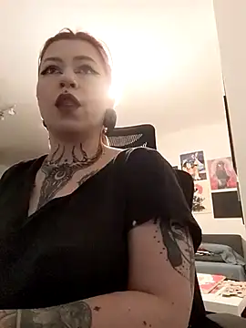 divine eve online show from 03-17-25, 06:11