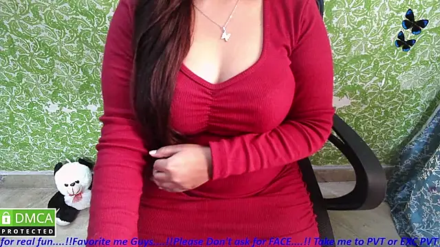 Snapshot of _mOOn_light_ chatting on 11-22-25, 05:06 mOOn light online show from 11-22-25, 05:06