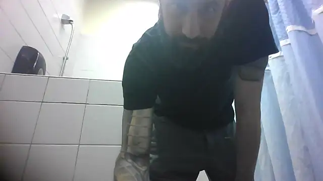 Snapshot of AceSpinning_DJ chatting on 03-22-25, 09:42 AceSpinning DJ online show from 03-22-25, 09:42