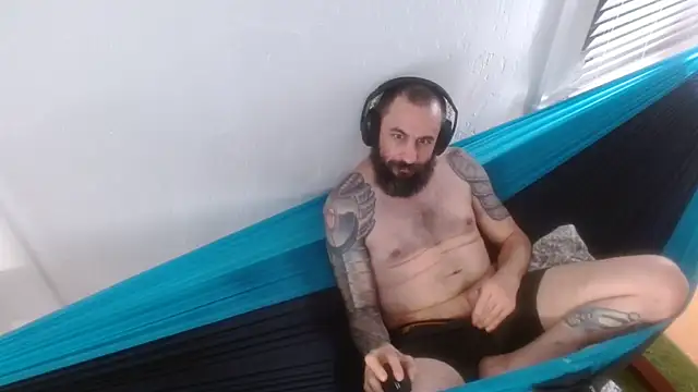 Snapshot of AceSpinning_DJ chatting on 03-13-26, 05:58 AceSpinning DJ online show from 03-13-26, 05:58