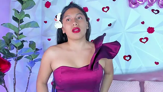 LinnaGardenia online show from 02-15-25, 12:26