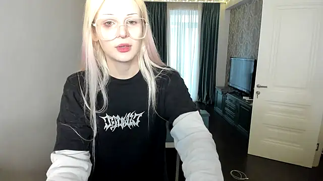 sashakiss99 online show from 12-26-24, 12:16