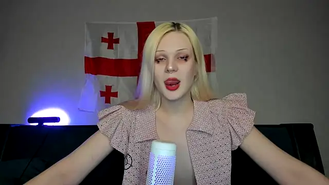 sashakiss99 online show from 03-18-25, 07:10