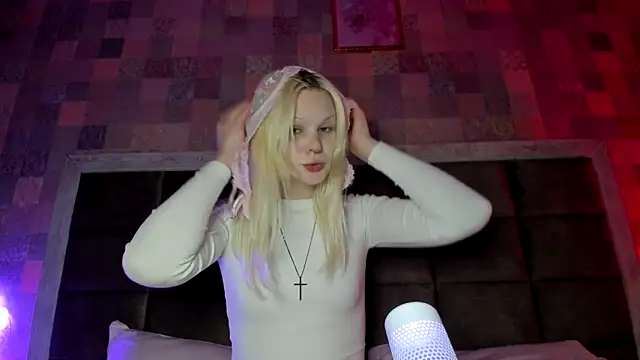 sashakiss99 online show from 09-30-25, 05:07