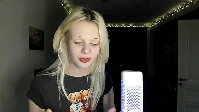 sashakiss99 online show from 10-24-25, 01:35