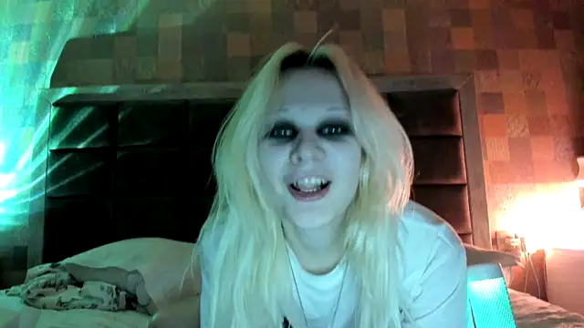 sashakiss99 online show from 10-26-25, 01:22