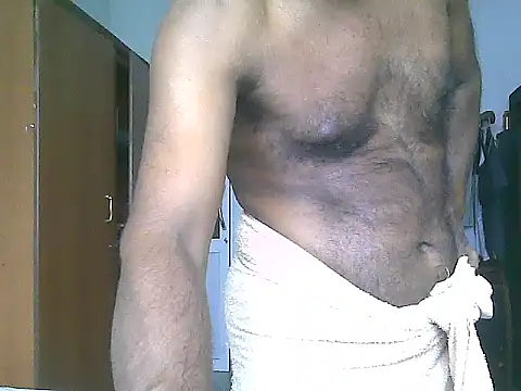 Snapshot of chocodk01 chatting on 02-17-26, 02:52 chocodk01 online show from 02-17-26, 02:52