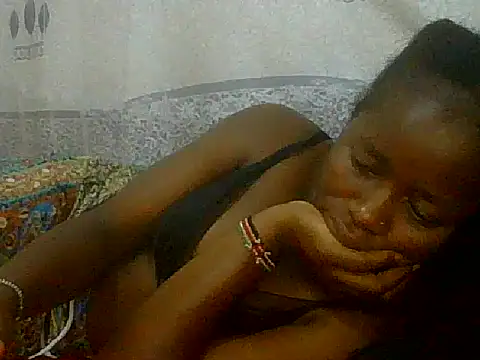 Snapshot of pretty_nanah chatting on 09-28-25, 09:42 pretty nanah online show from 09-28-25, 09:42