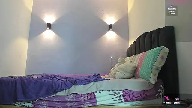 Snapshot of Sofia_Clauss_ chatting on 01-16-25, 05:11 Sofia Clauss online show from 01-16-25, 05:11