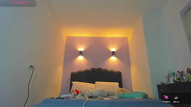 Sofia Clauss  online show from 02-24-26, 04:43