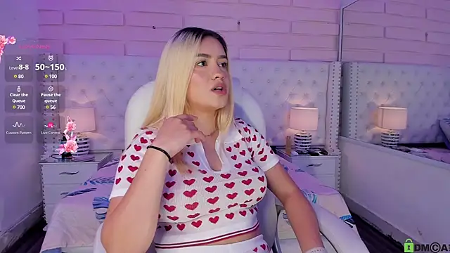 Yaaky  online show from 12-12-24, 01:32