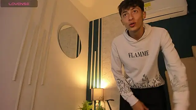 AlessandroDybala online show from 01-21-25, 12:18