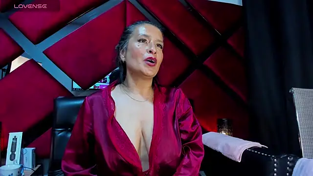 Kendra-Foxxy online show from 12-23-25, 10:13