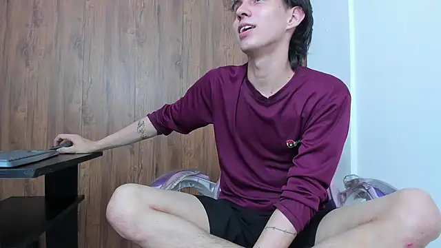 JeanRam18 online show from 10-08-25, 03:04