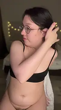 emigooflordXD online show from 04-19-26, 06:32