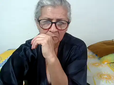 candy mature  online show from 03-12-25, 09:35